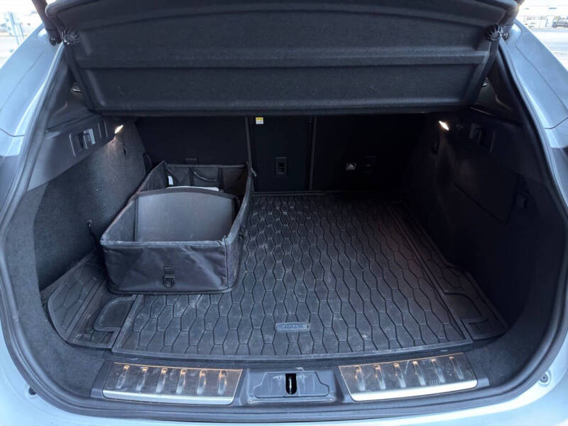 2020 Jaguar F-PACE SVR