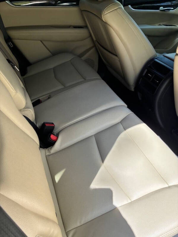 2017 Cadillac XT5