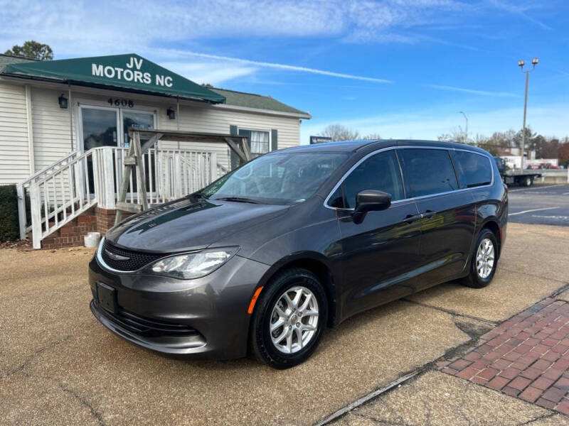 2017 Chrysler Pacifica for sale at JV Motors NC LLC in Raleigh NC