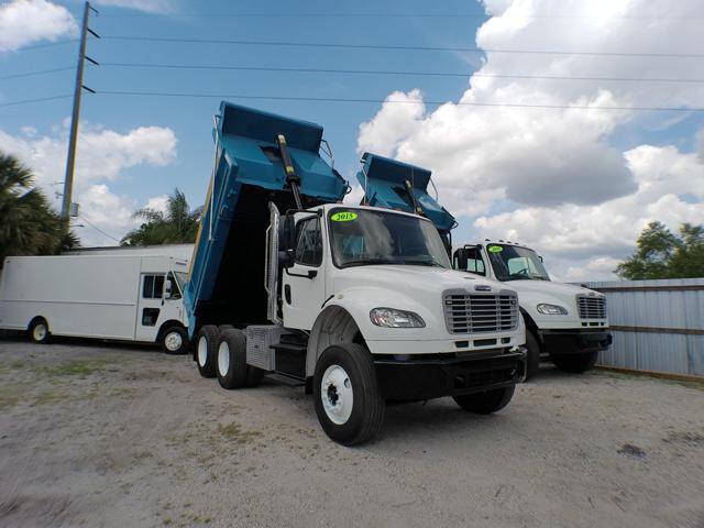 2015 Freightliner M2 106
