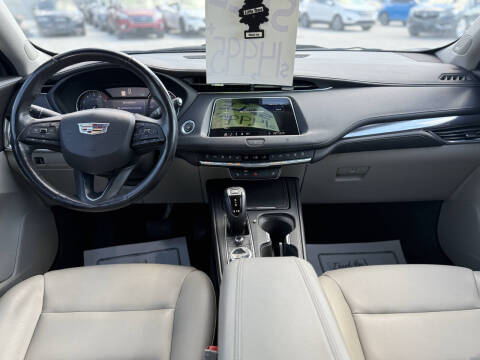 2019 Cadillac XT4 Luxury