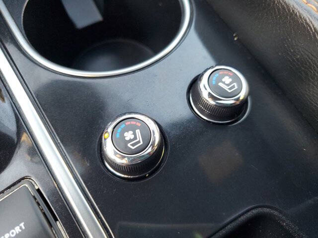 2022 Nissan Maxima 3.5 SR