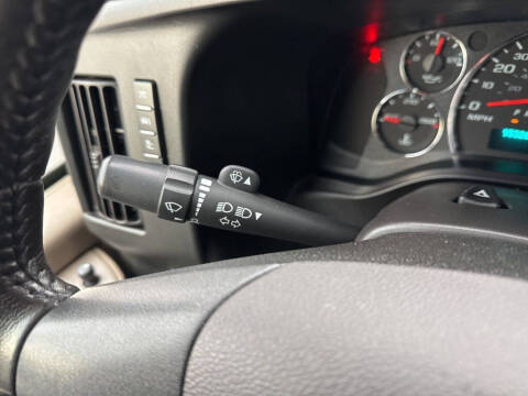 2023 Chevrolet Express 2500