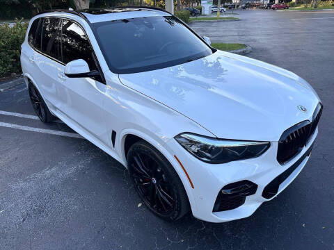 2022 BMW X5 M50i