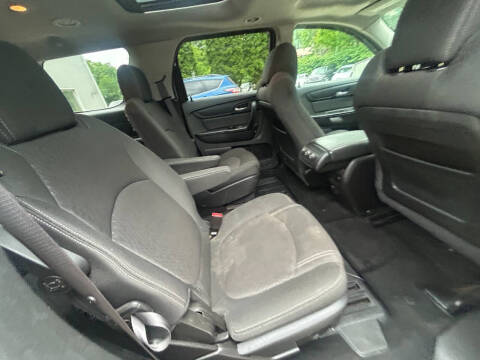 2015 GMC Acadia SLE-2