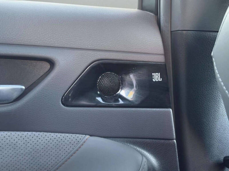 2019 Toyota Avalon Touring