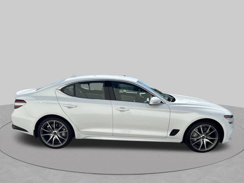 2025 Genesis G70