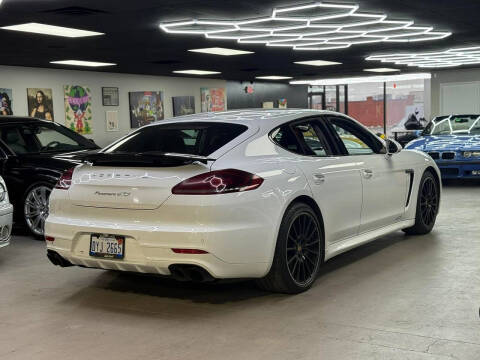 2016 Porsche Panamera GTS