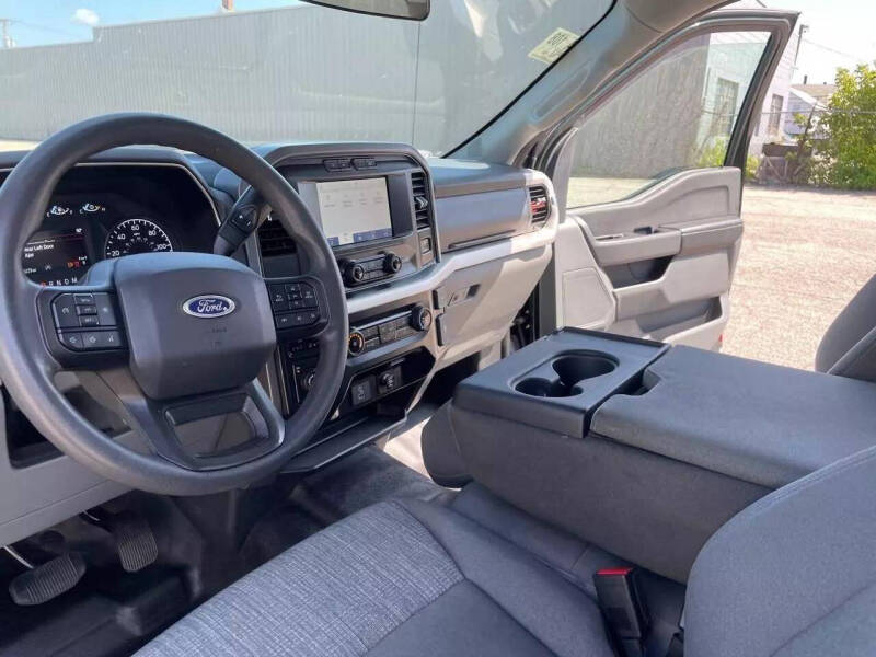 2021 Ford F-150 XLT photo 25