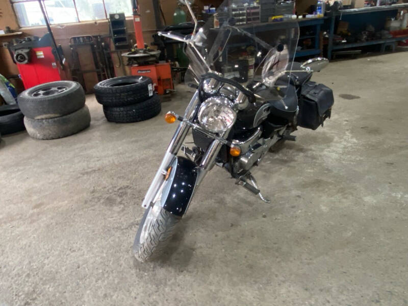 2012 Hyosing Aguila