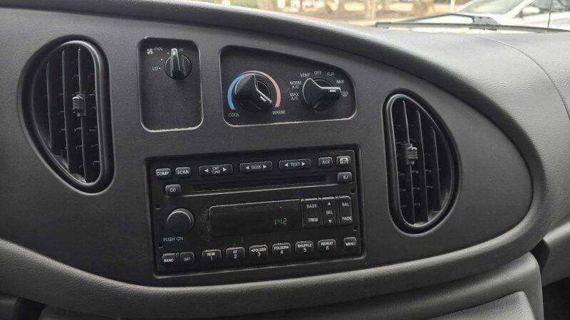 2006 Ford E-Series E-150