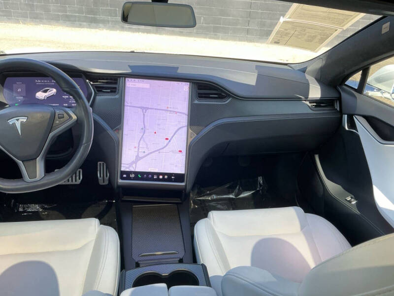 2020 Tesla Model S Performance