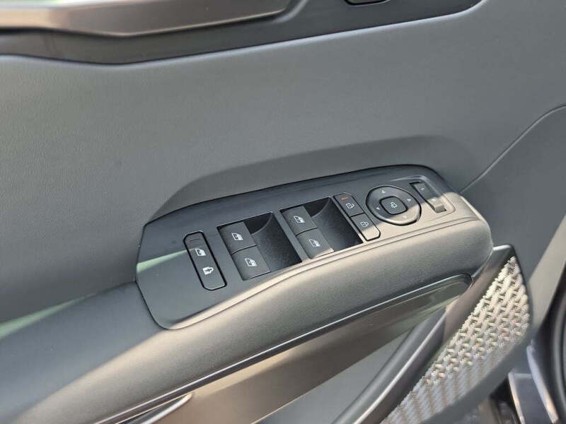 2026 Kia EV9 Light Long Range