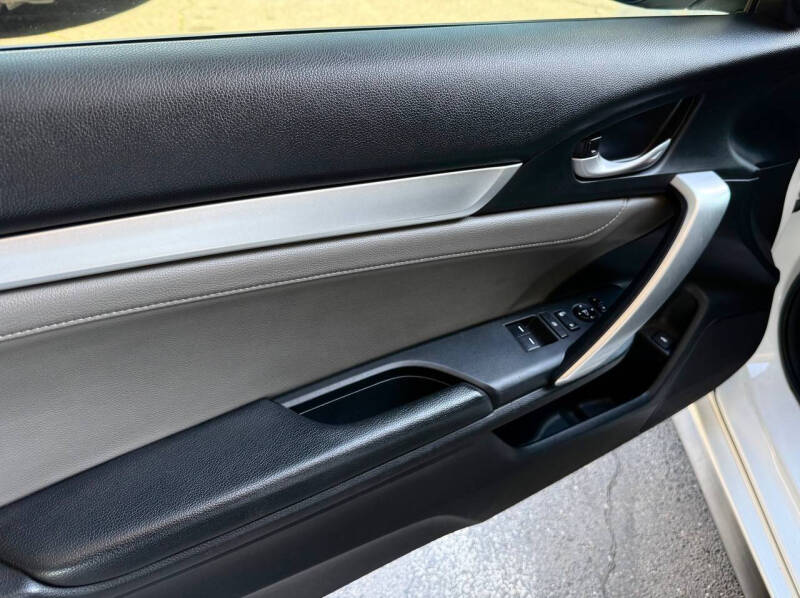 2017 Honda Civic Touring