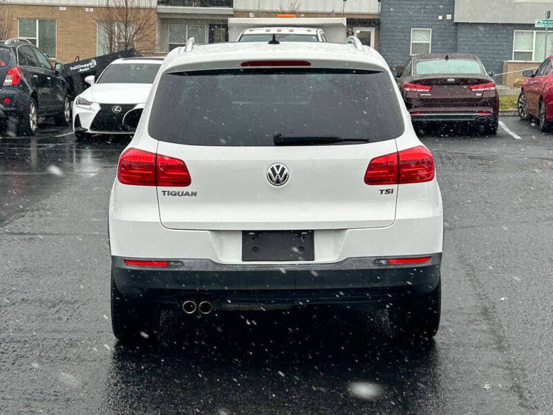 2017 Volkswagen Tiguan 2.0T Wolfsburg Edition