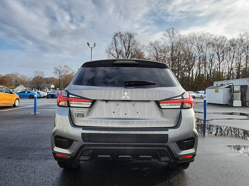 2023 Mitsubishi Outlander Sport ES