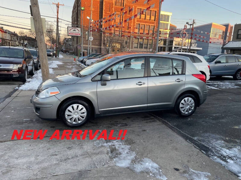 2011 Nissan Versa for sale at Nick Jr's Auto Sales in Philadelphia PA