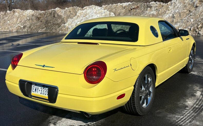 2002 Ford Thunderbird Deluxe
