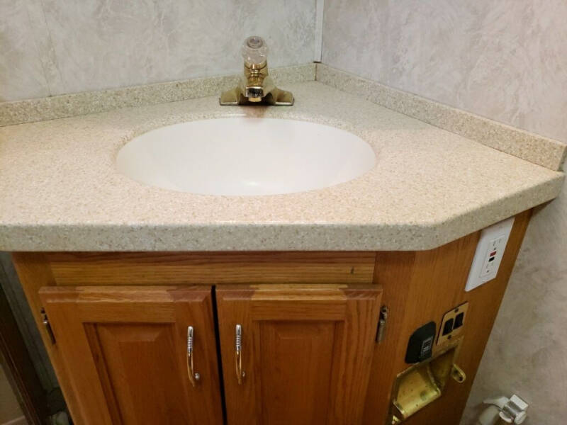 1999 Freightliner XC Chassis