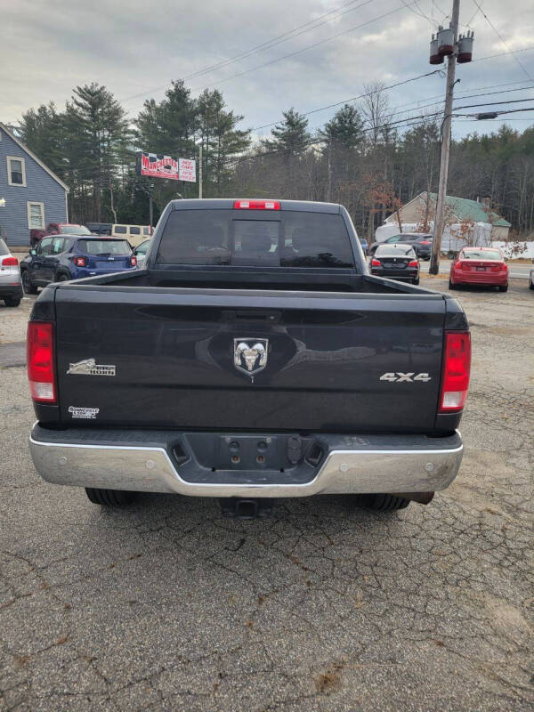 2017 RAM Ram 3500 Pickup Big Horn/Lone Star photo 6