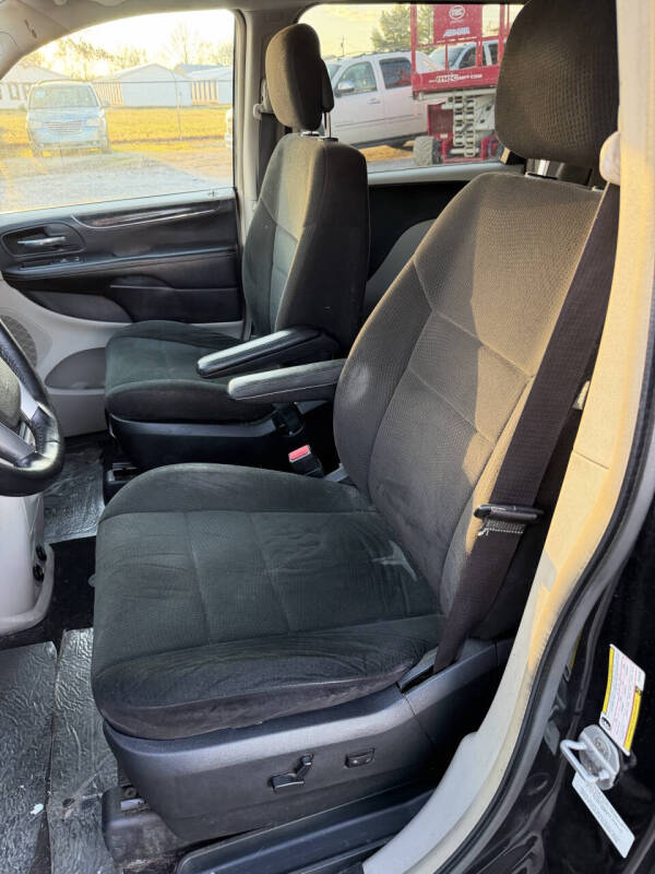 2012 Chrysler Town and Country Touring