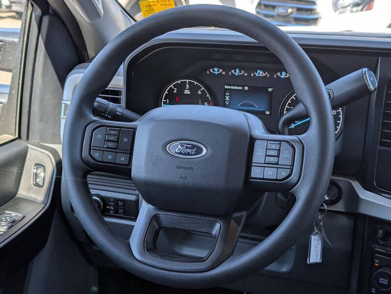 2025 Ford F-350 Super Duty XL