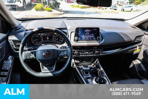 2025 Nissan Rogue Rock Creek