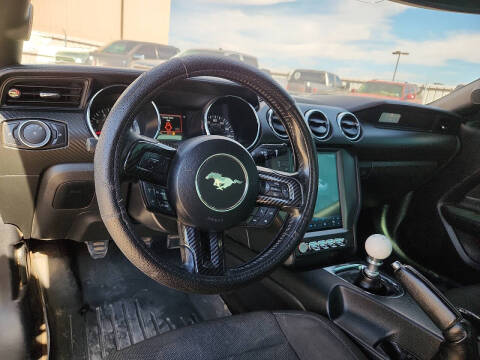 2017 Ford Mustang V6