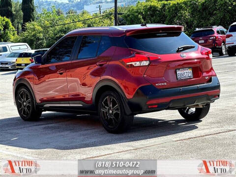 2020 Nissan Kicks SR