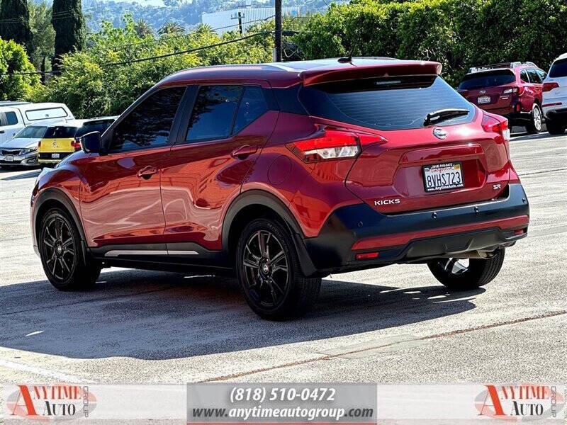 2020 Nissan Kicks SR