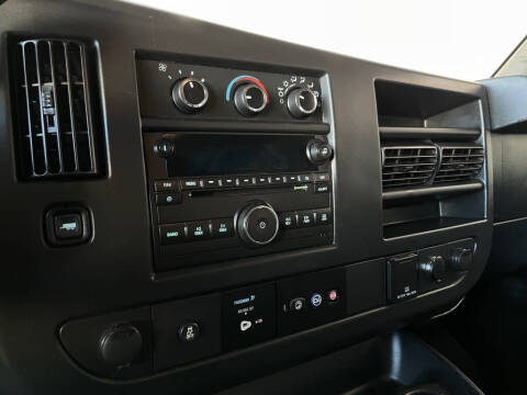 2017 Chevrolet Express LS 2500