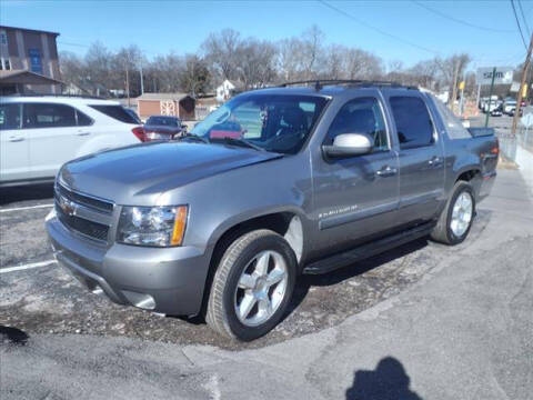 2007 Chevrolet Avalanche for sale at WOOD MOTOR COMPANY in Madison TN