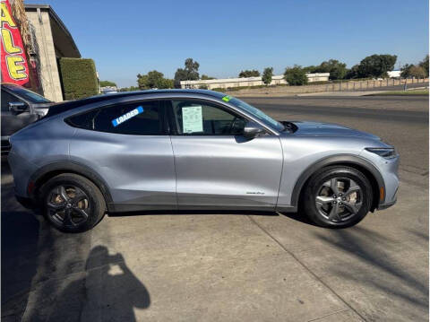 2022 Ford Mustang Mach-E Select