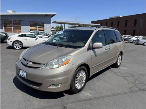 2010 Toyota Sienna