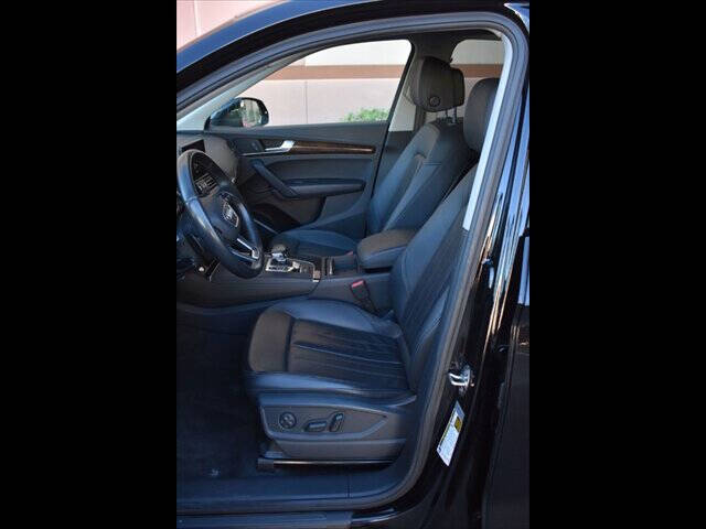 2019 Audi Q5 quattro Premium 45 TFSI