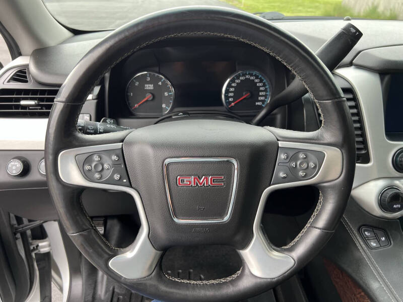 2017 GMC Yukon SLT
