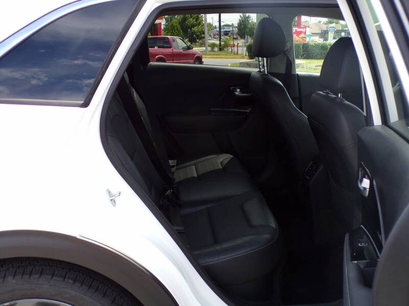 2017 Kia Niro EX