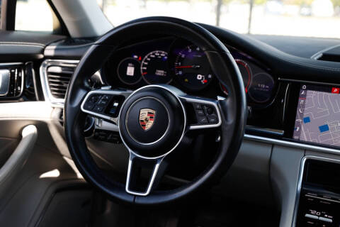 2020 Porsche Panamera