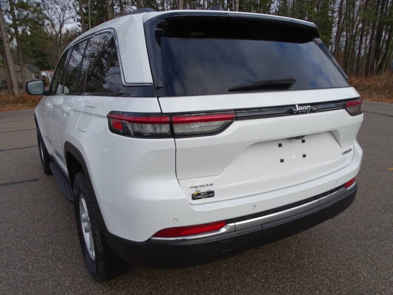 2023 Jeep Grand Cherokee Laredo