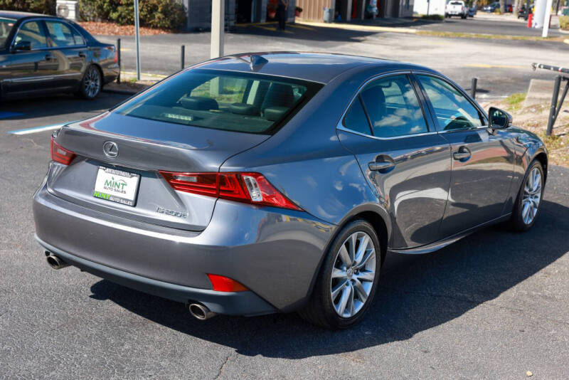 2016 Lexus IS 200t