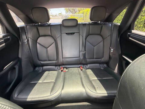2021 Porsche Macan