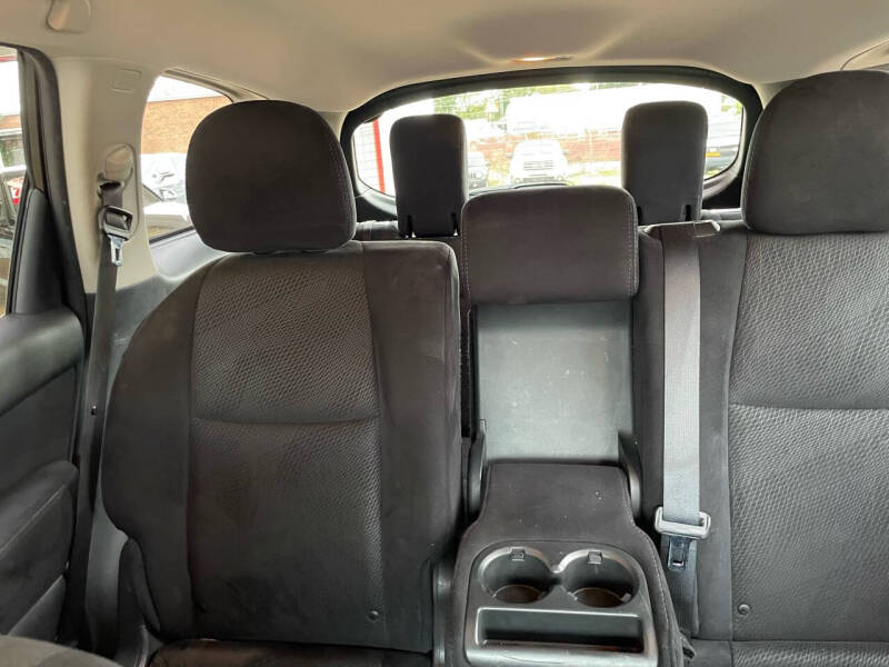 2016 Nissan Pathfinder SL