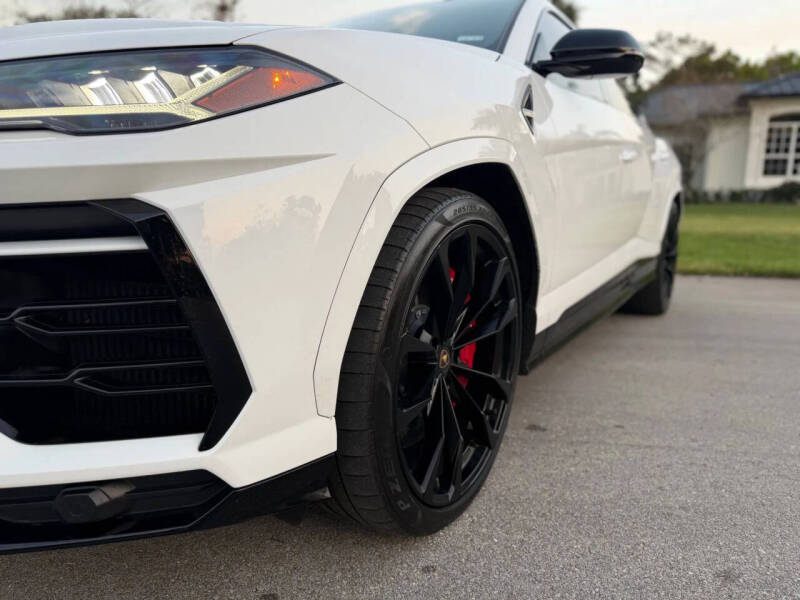 2022 Lamborghini Urus