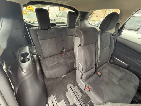 2016 Nissan Pathfinder SV