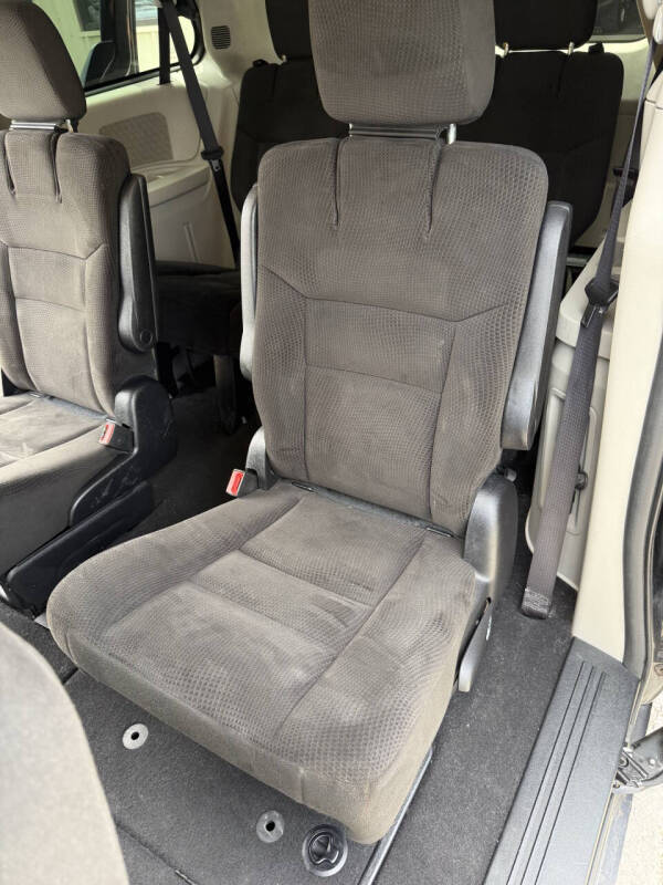 2016 Dodge Grand Caravan SXT Plus