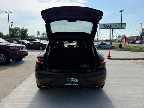 2017 Porsche Macan