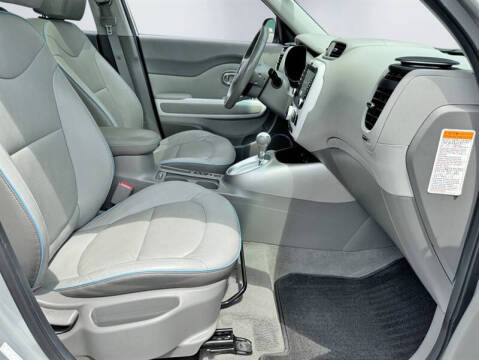 2017 Kia Soul EV +