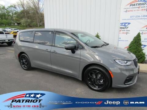 2023 Chrysler Pacifica Plug-In Hybrid for sale at PATRIOT CHRYSLER DODGE JEEP RAM in Oakland MD
