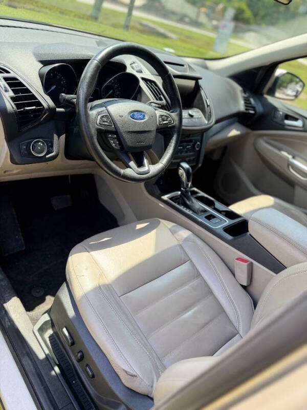 2018 Ford Escape SEL