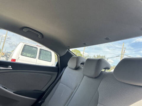 2014 Hyundai Accent GLS